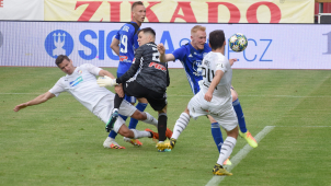 Opava prý míří do karantény, ligu asi nedohrají