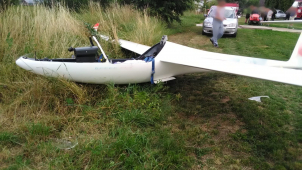 Na Královédvorsku spadl větroň