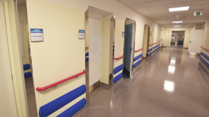 Broumovská nemocnice otevřela nové oddělení JIP