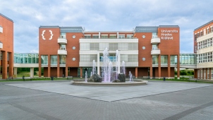 Univerzita Hradec Králové uspěla v mezinárodním hodnocení