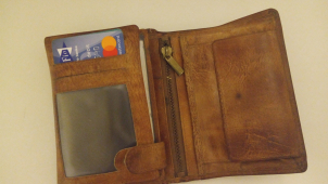 Chcete v obchodě platit kartou a máte problém? Nejste sami