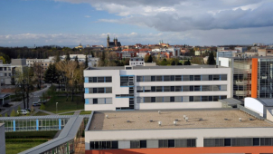 Kraj podpořil výstavbu infekční kliniky hradecké fakultky