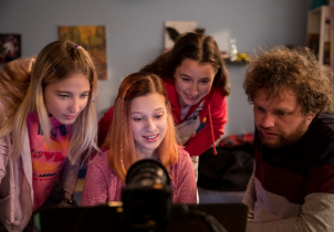 Klusák do své sítě chytil přes dva tisíce sexuálních predátorů