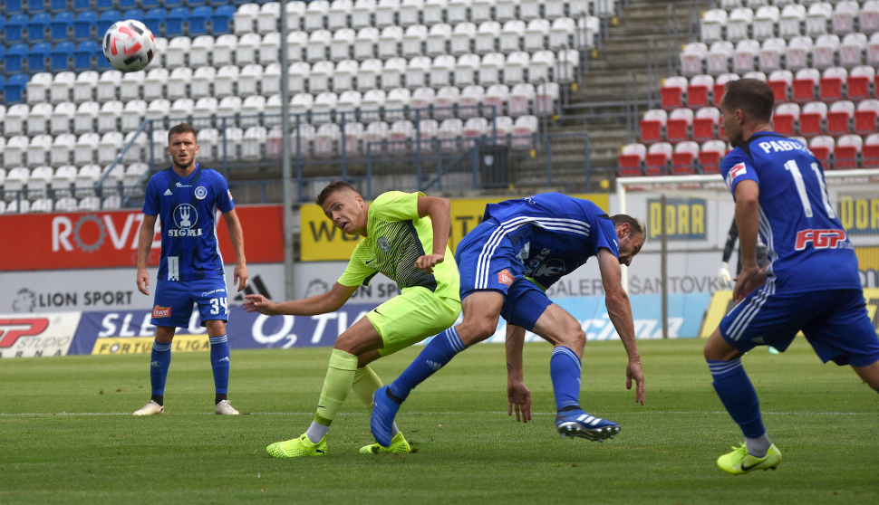 Ligový fotbal startuje v pátek další sezónu