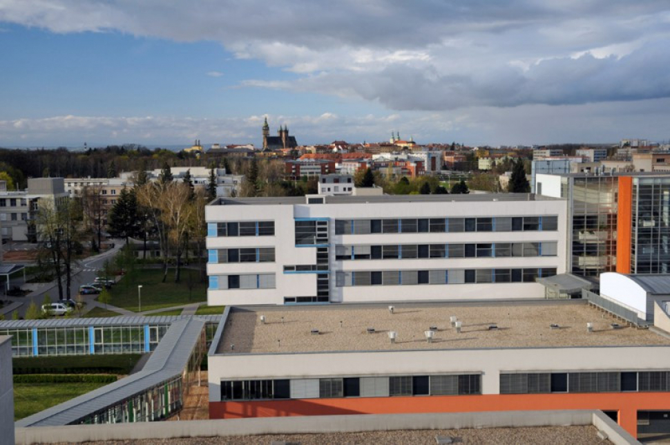 Kraj podpořil výstavbu infekční kliniky hradecké fakultky